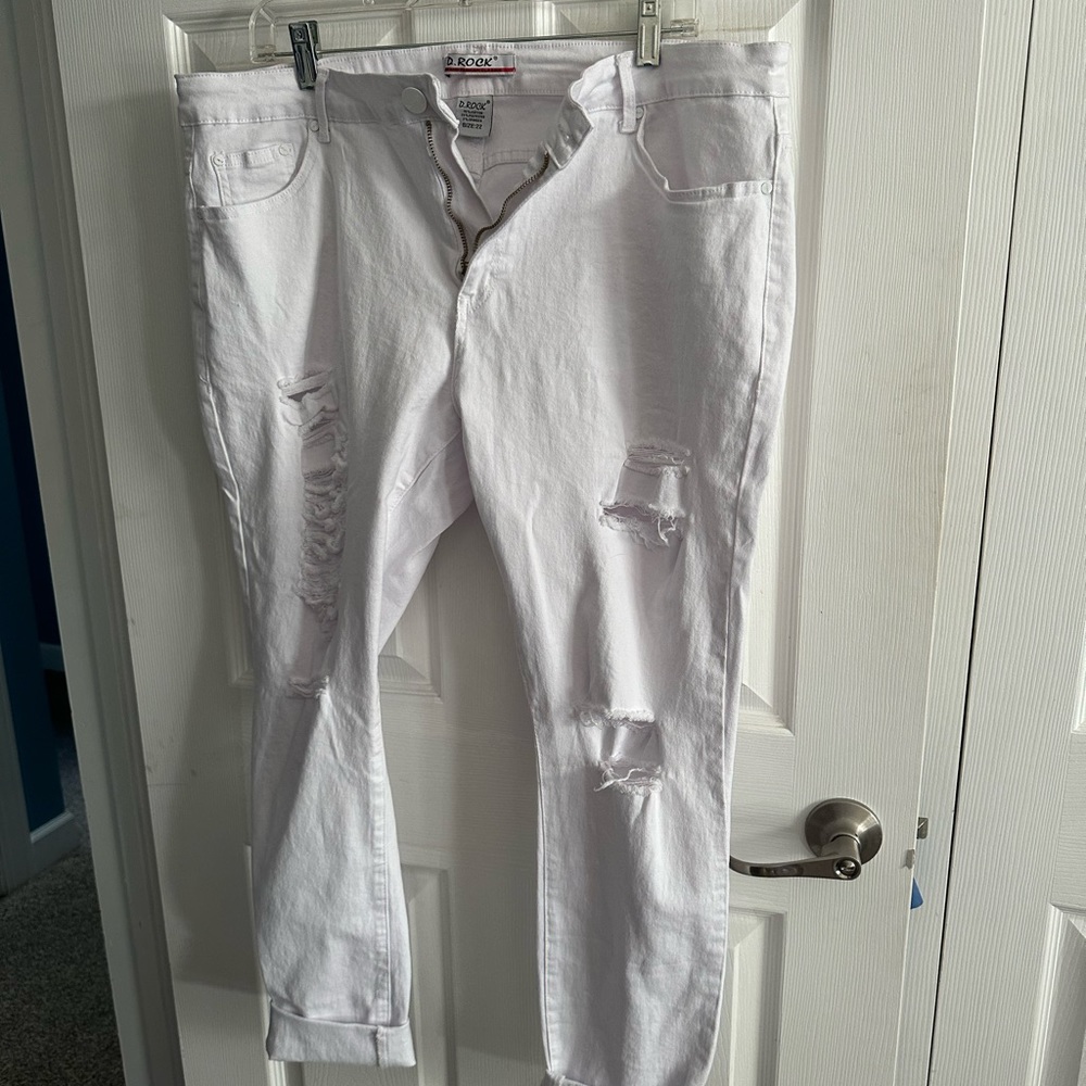 New white stretchy jeans.
